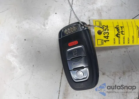 2012 Audi A4 2.0T Premium z USA, uszkodzony, nr VIN WAUFFAFL3CN017878